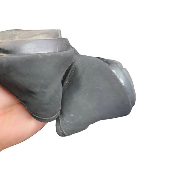 Wellsfountn Comfort Faux Suede Loafers - Picture 4 of 8